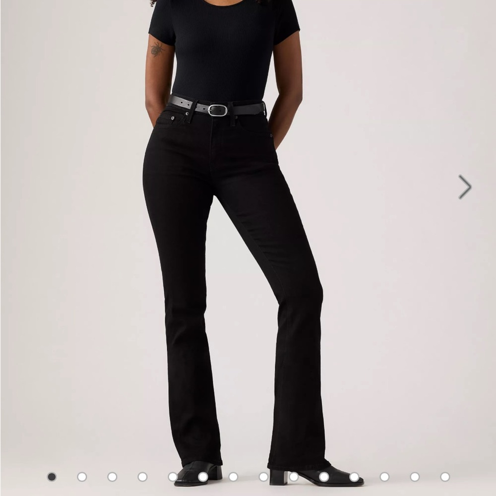 725 High Rise Bootcut Jeans